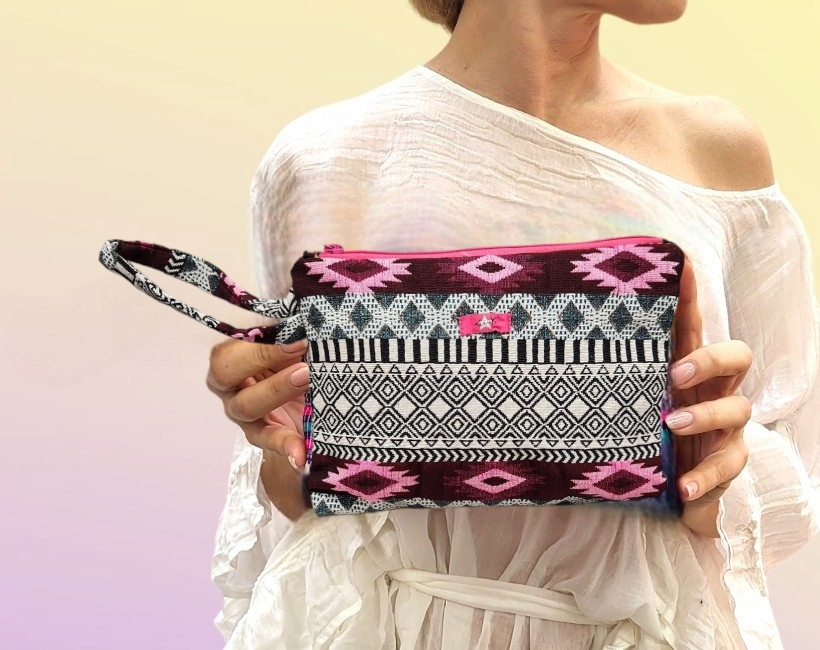 03A BUSTINA PIATTA 53 kilim rubino