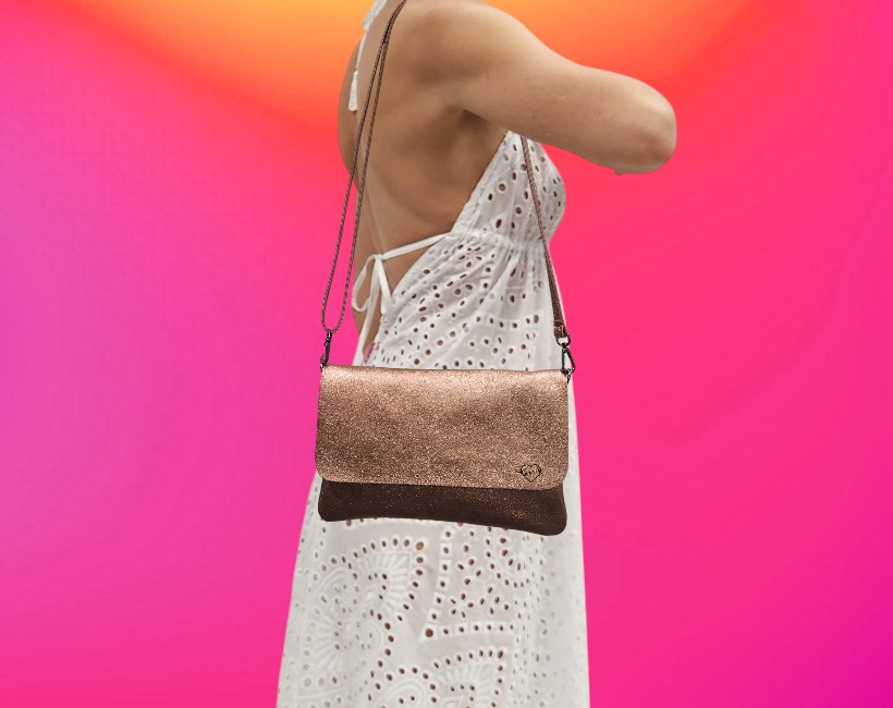 2068 POCHETTE MEDIA bronzo 043