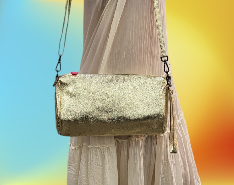 2115MOBI POCHETTE oro 003