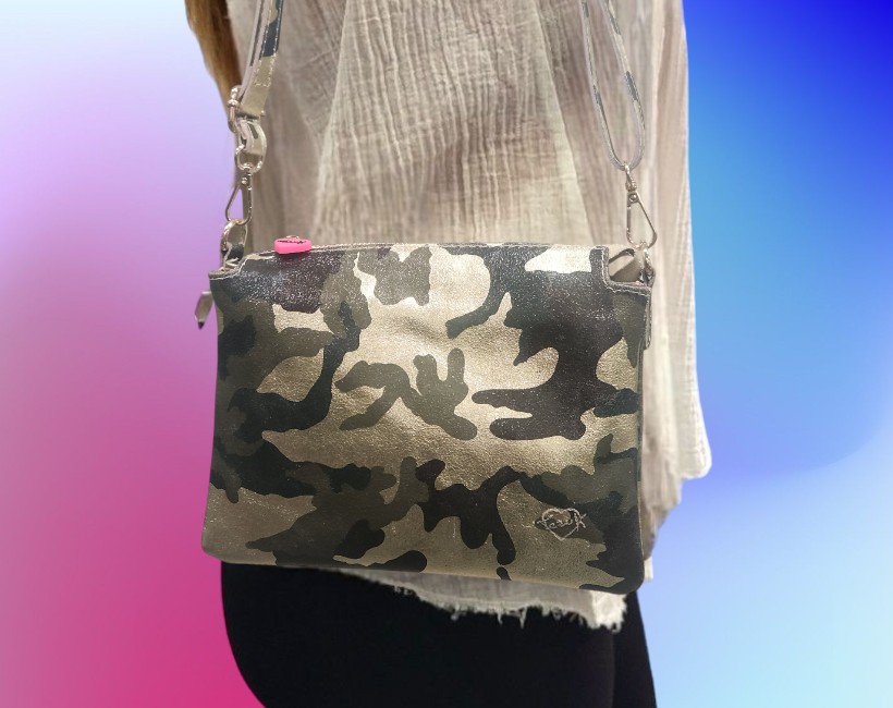 390 POCHETTE camouflage oro