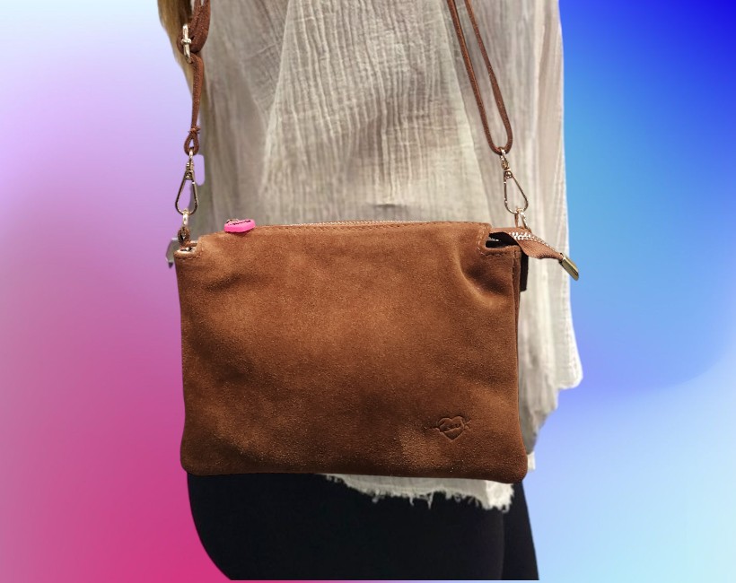 390 POCHETTE glace' suede 17