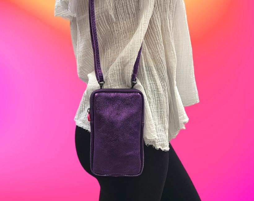 portacellulare viola 013