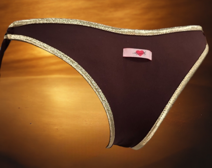 S901FBD ebano bordo oro