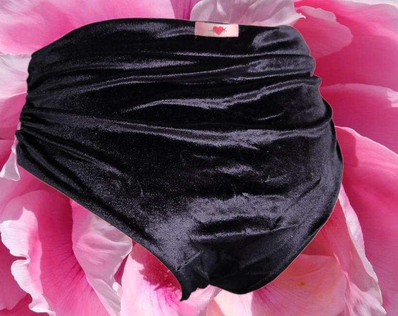 S924.900FU nero velluto